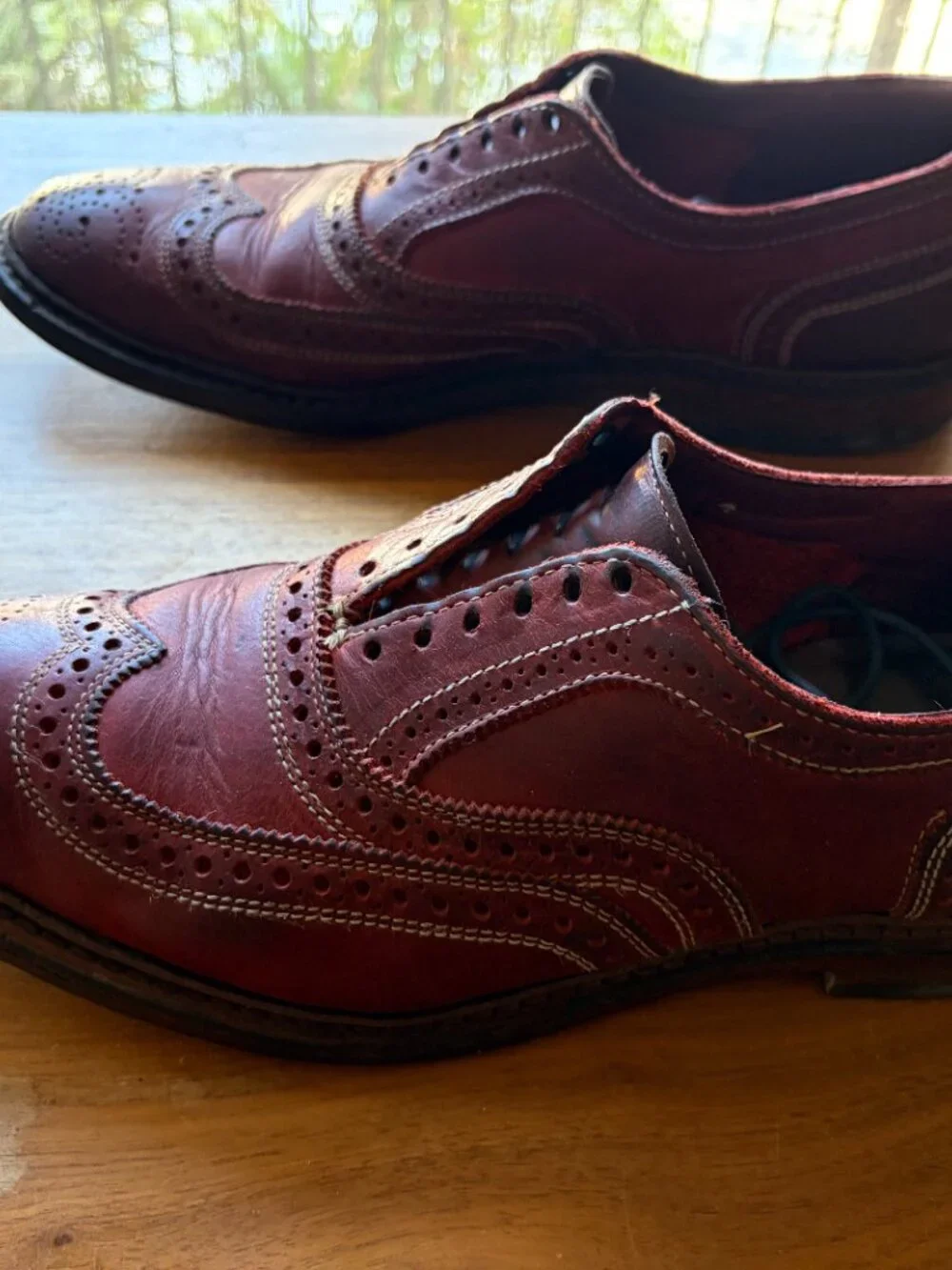 Allen Edmonds Neumok Red Leather Wingtip Oxford Brogue Shoes Men’s 9.5